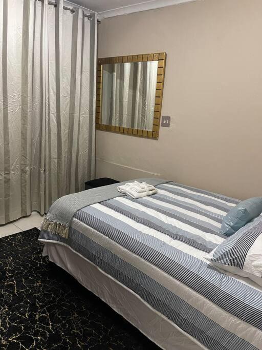 Holiday home In Suideoord, Jhb South *